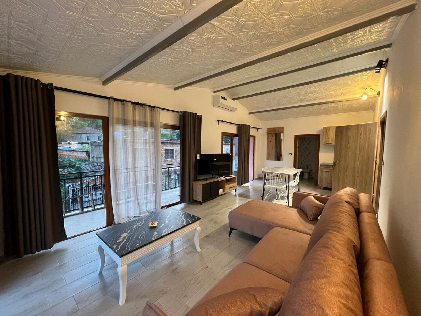 Guest house Sajmir