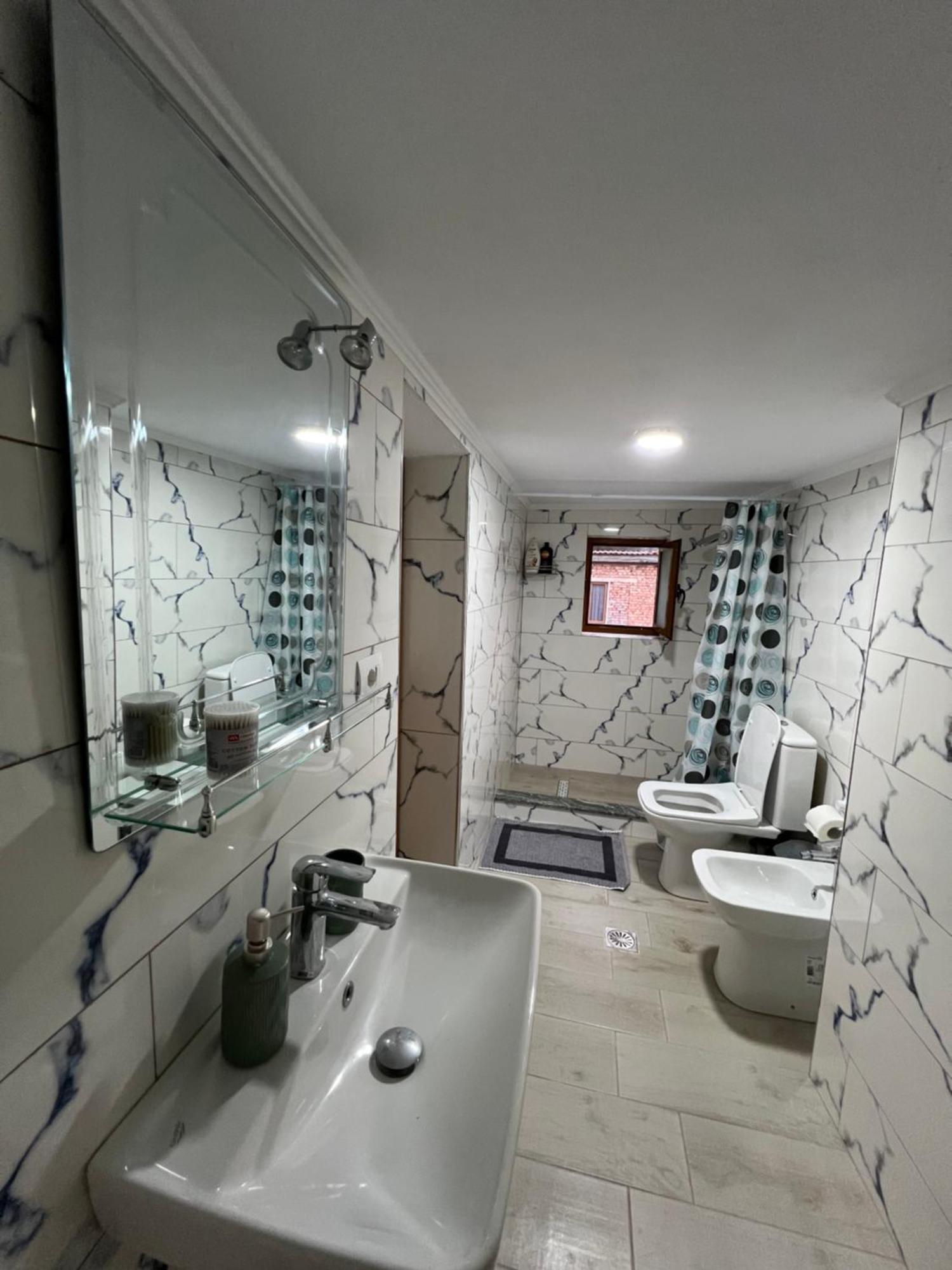 Guest house Sajmir *