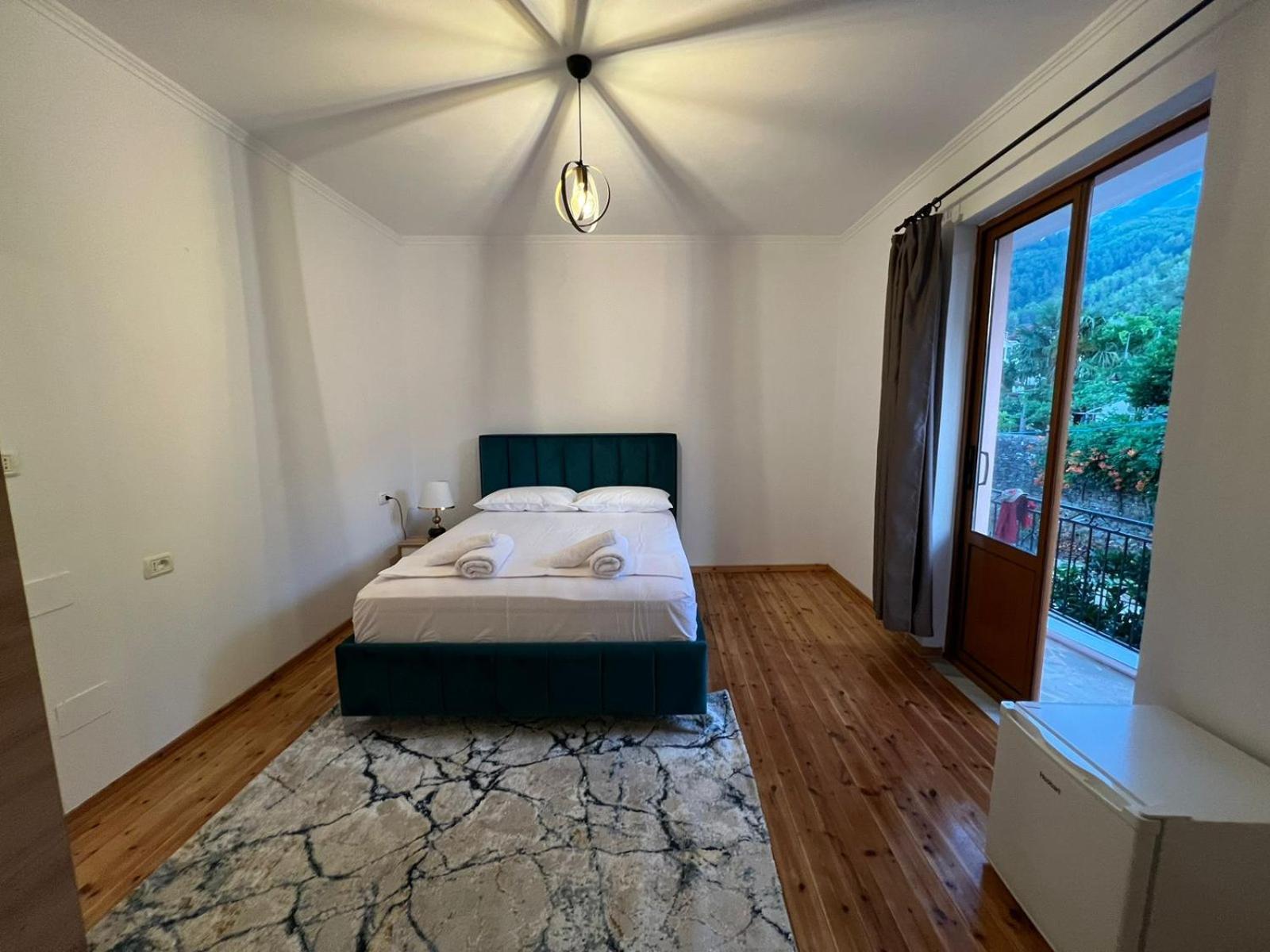 Guest house Sajmir