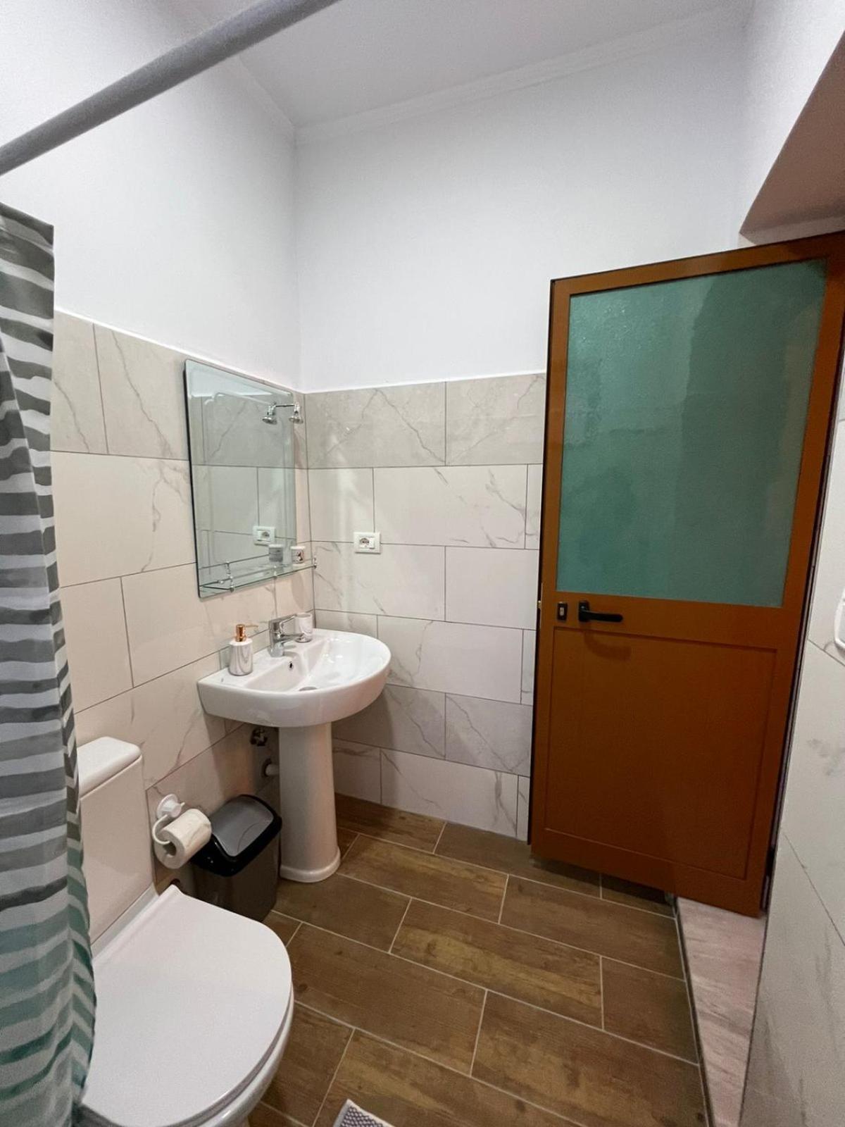Sajmir Guest house